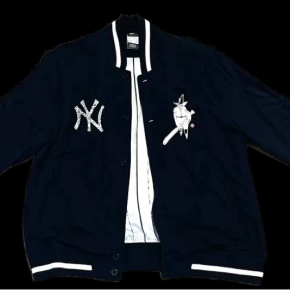 Nike yankee jacket very rare item